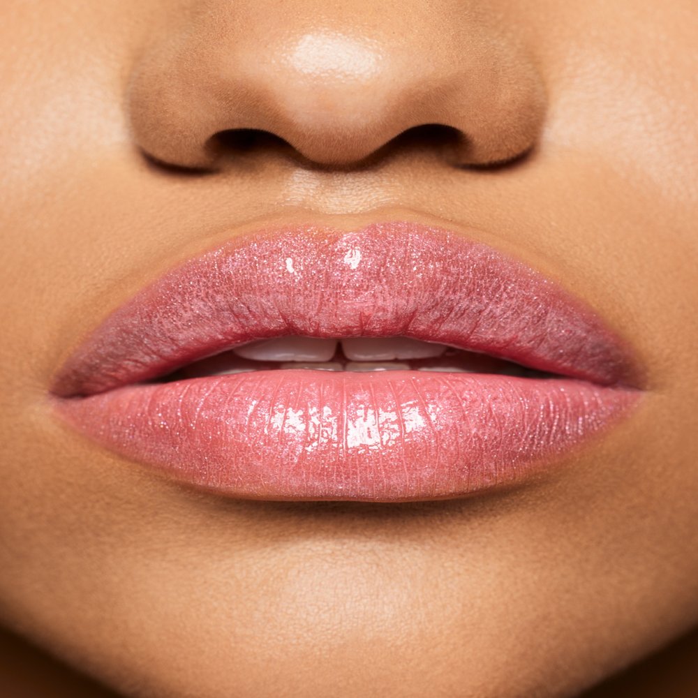 GLOSS BOMB STIX SHIMMER (LABIAL CON ACABADO BRILLOSO)